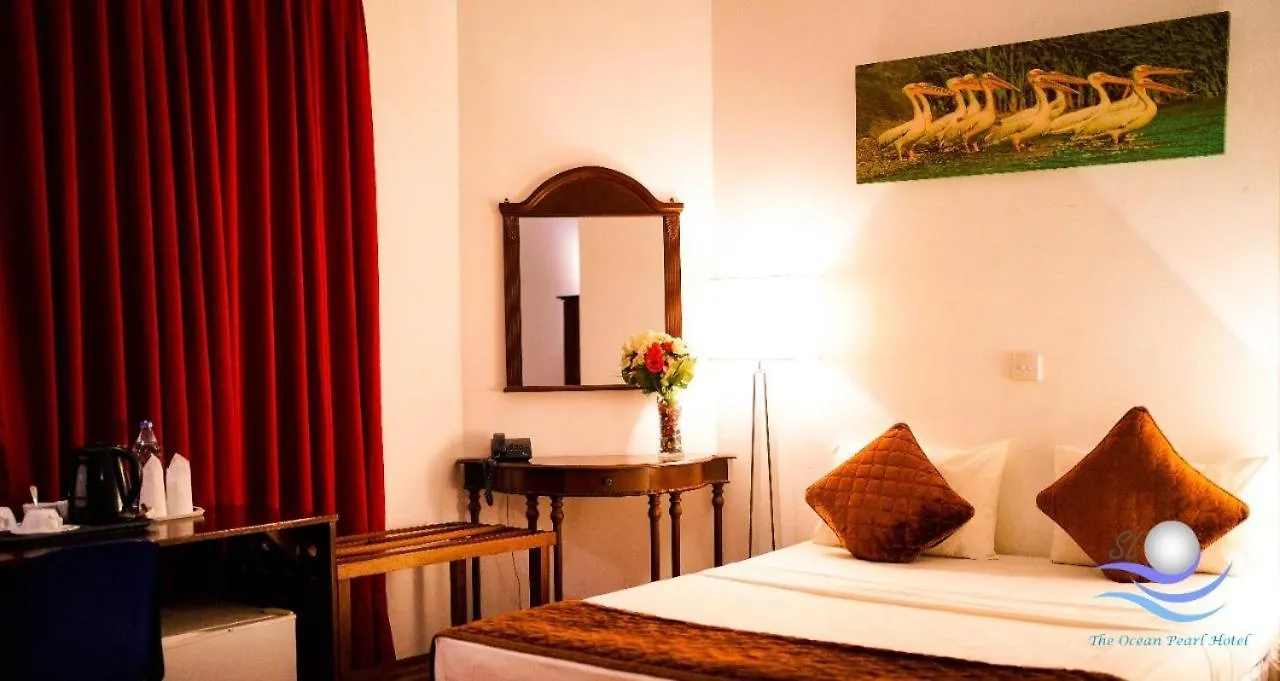 The Ocean Pearl Hotel Negombo