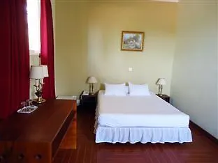 The Ocean Pearl Hotel Negombo