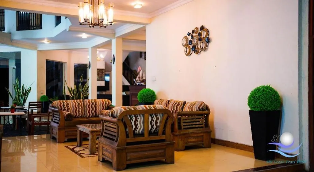 The Ocean Pearl Hotel Negombo