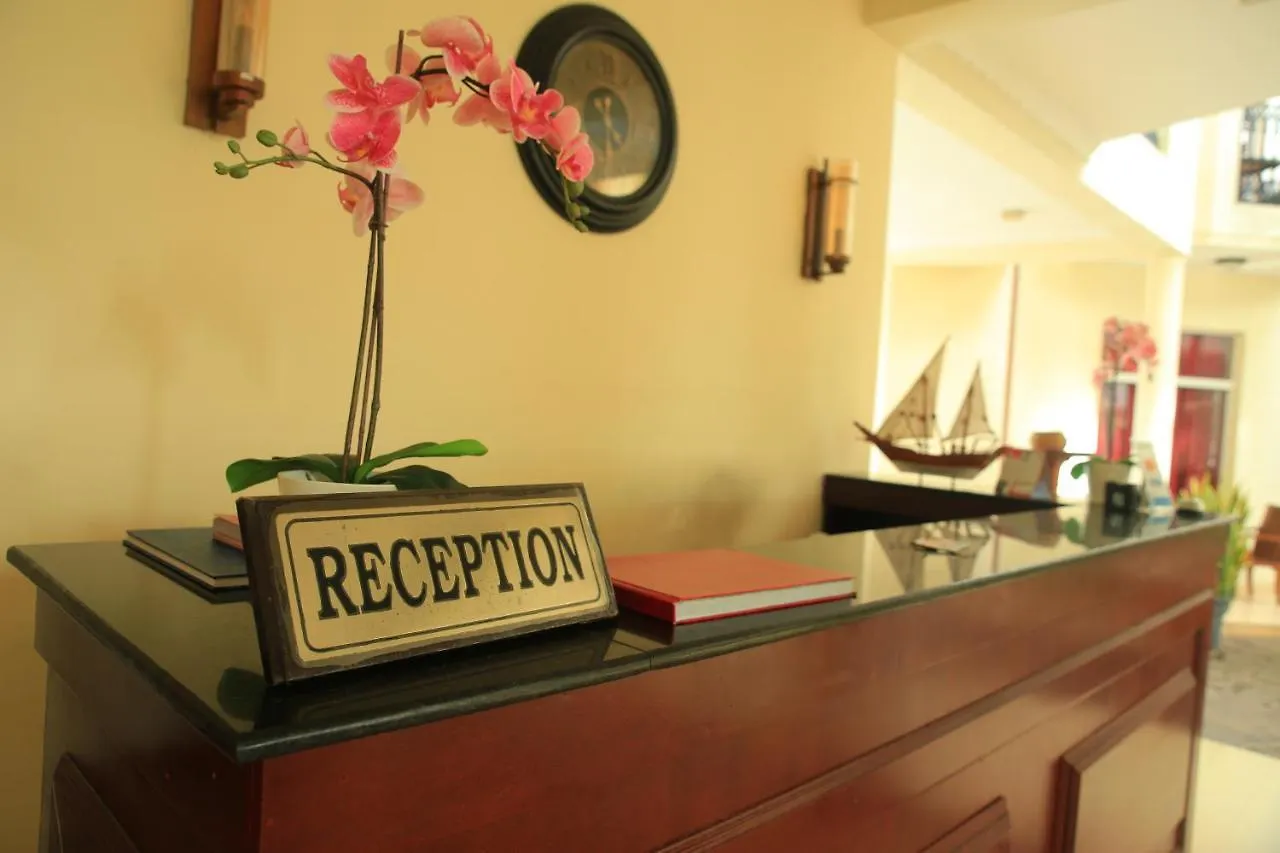 The Ocean Pearl Hotel Negombo