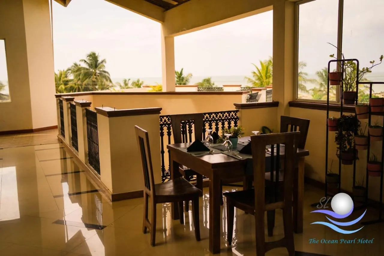 The Ocean Pearl Hotel Negombo