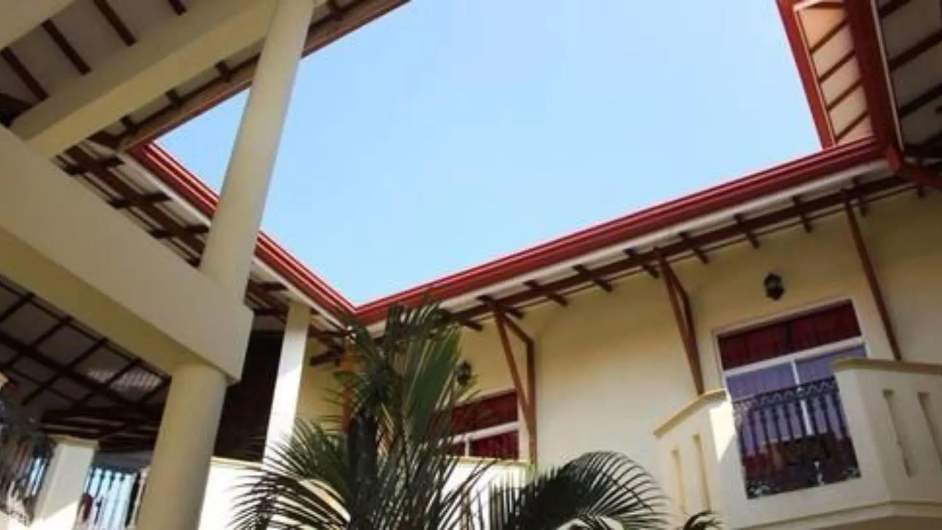 The Ocean Pearl Hotel Negombo Sri Lanka